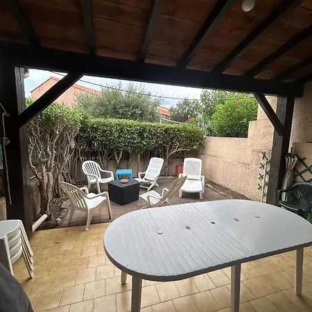 Maison De A Pierre La